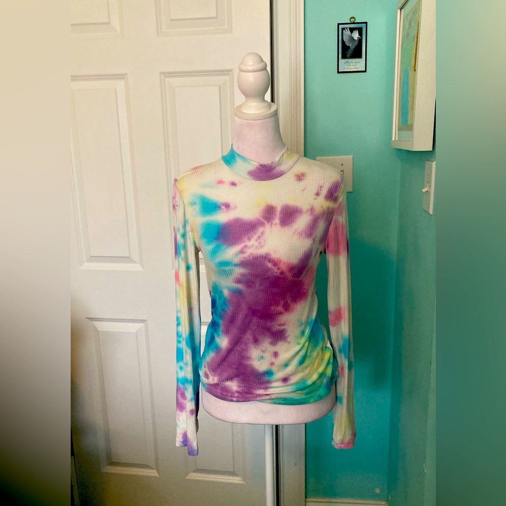 Women's Multicolor Tie-Dye Ribbed Long Sleeve Tee